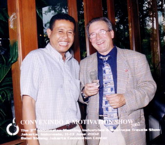 Mr. DEWO in a meeting with chairman of International Convention and Motivation Show in Jakarta
